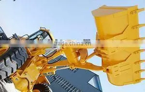 5ton Wheel Loader 4WD,CUMMINS ENGINE 215hp,joy Stick,cabin With A/C,CE,CAT Prove thumbnail-1