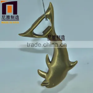 Porpoise Shape Gold Plating Metal Beer Bottle Opener Keychain thumbnail-4