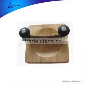 Hot Cheese Tools With Wooden Cutting Board thumbnail-1