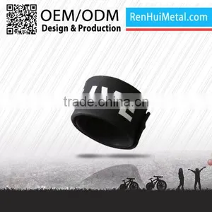 2016 Wholsale Durable Custom Silicone Wristband thumbnail-4