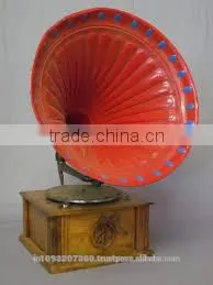 Wooden Antique Look Decorative Gramophone thumbnail-1