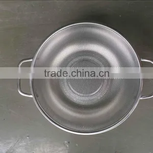 Stainless Steel Mesh Basket With Handle thumbnail-4