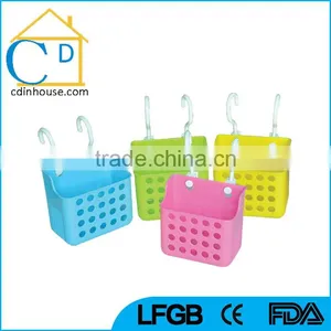 Colorful Small Storage Plastic Baskets With Hook thumbnail-3