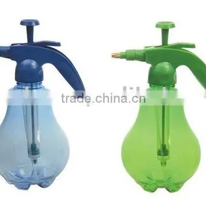 Garden Pressure Sprayer thumbnail-1