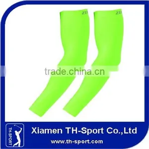 Shinny Green Spandex Sun Protection Sleeve thumbnail-1