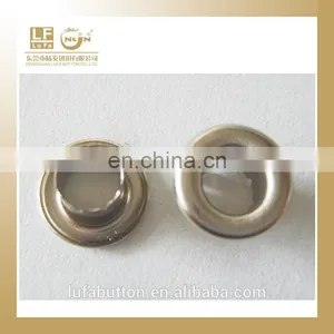 Jagged Back Eyelet in Silver Trmming thumbnail-1