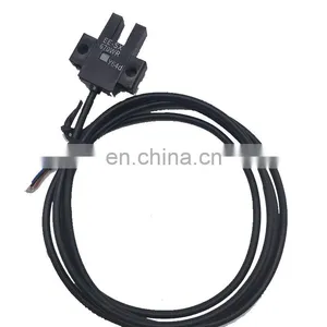 New Omron Sensor Sensor Capacitivo Omron EE-SX677 EESX677 thumbnail-1