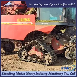 The Modified Track Chassis of a Corn Harvester is Muddy and Stable Without Slipping thumbnail-2