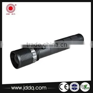 Rechargeable Zoom Super Power Led Flashlight thumbnail-1