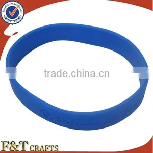 New Custom Wedding Door Gift Embossed Silicone Bracelet Charms Wristbands thumbnail-1