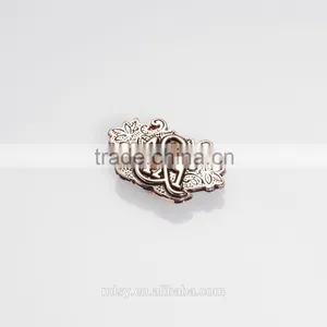 Brand Logo Metal Tag Small Metal Logo Name Plate thumbnail-2