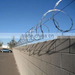 Razor Blade Barbed Wire BTO-10/12/12/22 CBT60/65 thumbnail-4