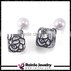 Exotic Women Stylish Two Hollowed Double Sides Gold Plated Ball Studs Earrings 1 Pair thumbnail-1