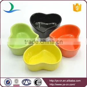 Small Heart-shaped Ceramic Personalized Cake Mold thumbnail-1