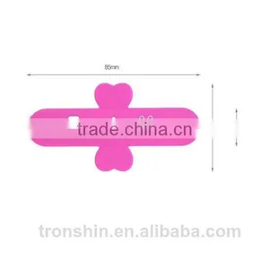 Touch-U One-touch Silicone Phone Holder Stand for Mobile Phone thumbnail-1