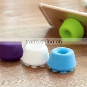 CY180 Multi-purpose Sucker Cute Toothbrush Holder thumbnail-3