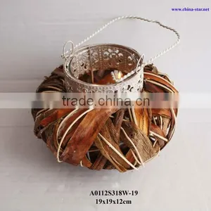 Lamps and Lanterns With Hanging thumbnail-1