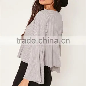 MGOO Custom Made 2017 Fashion Tops Sheer Neck Long Sleeves T-shirt Cotton Spandex Flare Sleeves Manufacturer thumbnail-5