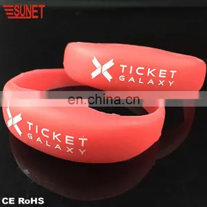 2018 SUNJET Best Selling Product Popular Full Silicone Material LED Bracelet Motion Activated thumbnail-3