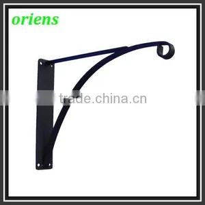 Triangle Shape Hanging Basket thumbnail-1