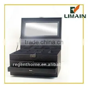Leather Jewelry Box thumbnail-1