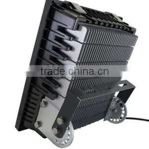 Warm White SMD LED Floodlight 200W IP65 Outdoor Spotlight 110V thumbnail-2