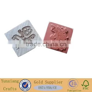 Wooden Stamp With Animal Silica Gel thumbnail-1