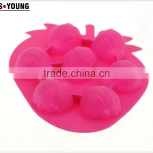 11098 Popular Baking Tools Silicone Strawberry Shape Cake Moulds thumbnail-3