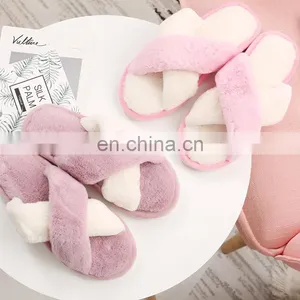 Wholesale Soft and Warm Shoes Leopard Sandals Furry Slippers for Women thumbnail-1