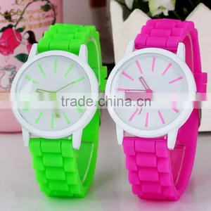 2013 Lovely Item Popular Design Silicone Watches Men thumbnail-1