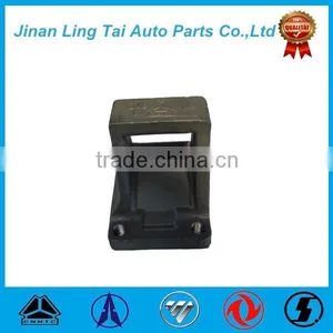 Cheap and High Quality Sinotruck Spare Parts Plate Spring Bracket thumbnail-1