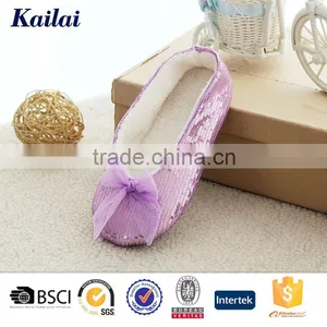 New Material Paillette Indoor Soft Sole Wide Dance Shoes for Women thumbnail-1