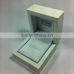 Customized Wooden Watch Box Male and Female Watch Box thumbnail-5