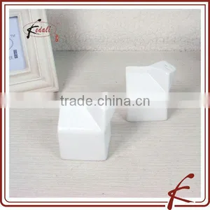 Ceramic Box Shape Salt and Pepper Shaker thumbnail-2