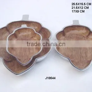 Cast Aluminium Enamel Leaf Shape Bowl With Wood Like Food Safe Enamel thumbnail-1