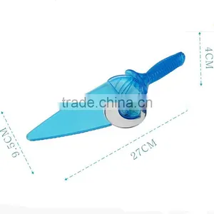China Popular Plastic Blade Bicycle Pizza Cutter Fork Made by Ningbo Factory thumbnail-3