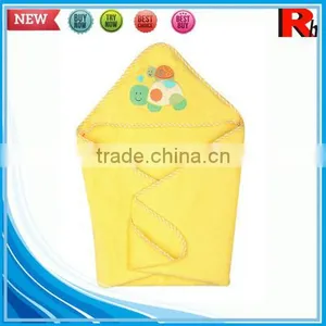 China Supplier Applique Velour Wholesale Customized Cotton Baby Hooded Towel Poncho Pattern Babyhood Hood Towel With Animal thumbnail-4