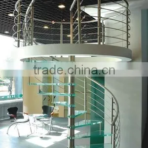 Glass Stair With Laminated Tempered Glass thumbnail-1