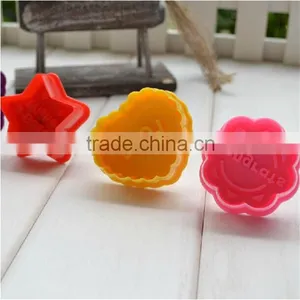 Plastic 3d Cake Decoration Mold Cookie Cutter thumbnail-2