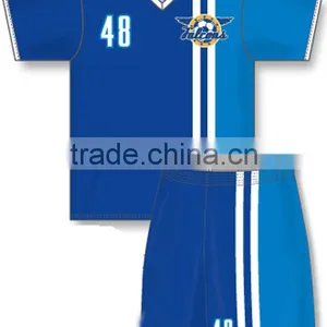 2016 New Design Breathable Fabric Custom Kids Soccer Kits thumbnail-2