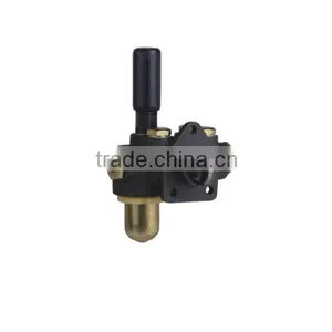 Sinotruk HOWO Engine Parts Diesel Feed Pump 6 thumbnail-1