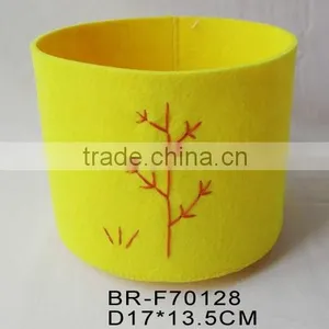 Felt Round Paper Wast Basket With Embroidery Tree thumbnail-1