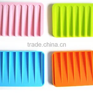 Unbreakable Colorful Bathroom Washable Silicone Soap Holder Drying Tray Soap Saver thumbnail-4