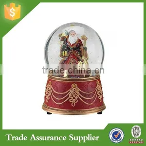China Hot Souvenir on my Twitter Resin Snowglobe thumbnail-3