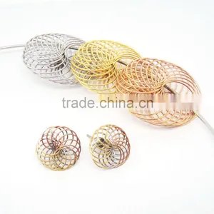 Awesome Wire Work Twisting Geometry Necklace for Women thumbnail-4