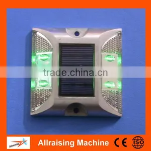 Aluminum Solar Powered Road Studs With 2*3LED Reflectors thumbnail-4
