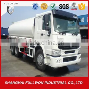 Top Quality Chinese 10000 Liter Water Truck thumbnail-1