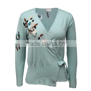 Vintage Embroidered Flowers Sweater for Old Women thumbnail-1