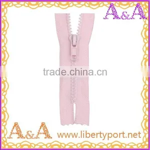 #5 Auto Lock Open-end Woven Tape Resin Plastic Zipper thumbnail-4