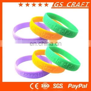 Anti Mosquito Silicone Wristband thumbnail-1